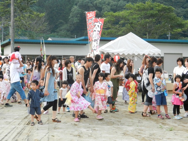 夏祭り、盆踊り、花火大会等