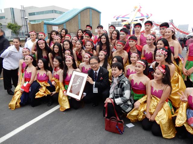 華岡芸術学校