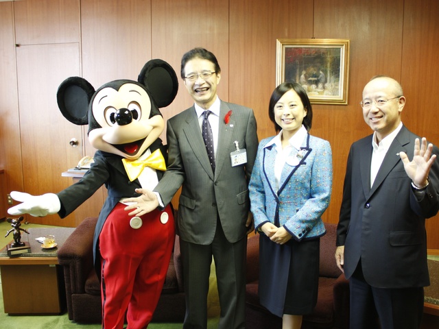 ミッキーマウス、東京ディズニーリゾート・アンバサダー横田理恵子様と