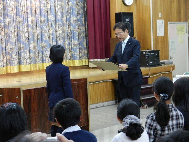 南が丘中学校2年生の袖野さくらさん