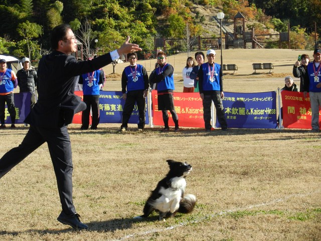 フリスビードッグ日本一決定戦始投式