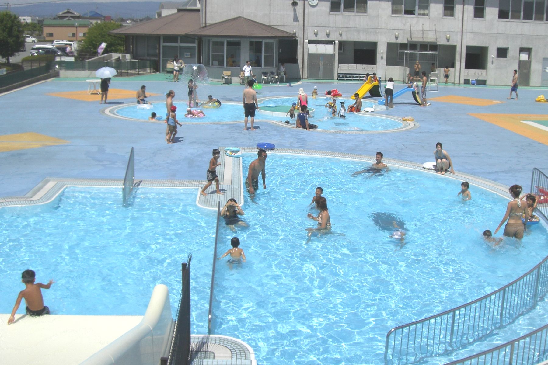 香良洲プール（小学校低学年用プール）