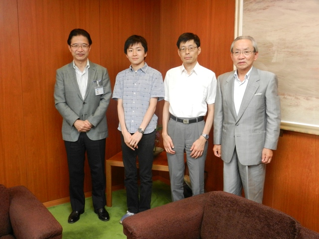 平成25年学生囲碁王座　闇雲翼さん 来訪