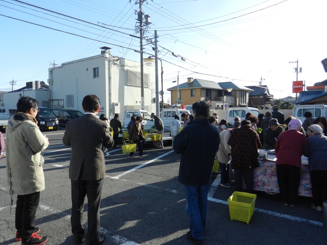 芸濃町椋本朝市 見学