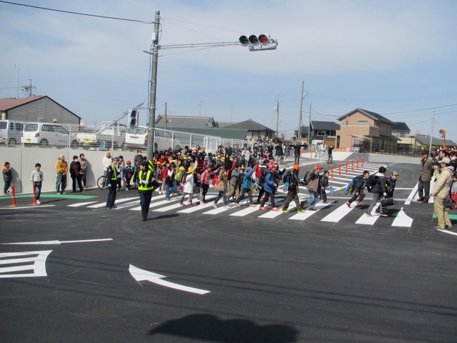 浜田長岡線供用開始に伴う信号機点灯式2