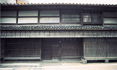 稲垣家の構えの写真