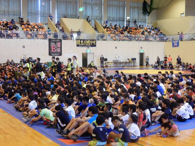 津市少年少女レスリング選手権大会