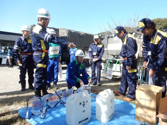 三重県・津市総合防災訓練