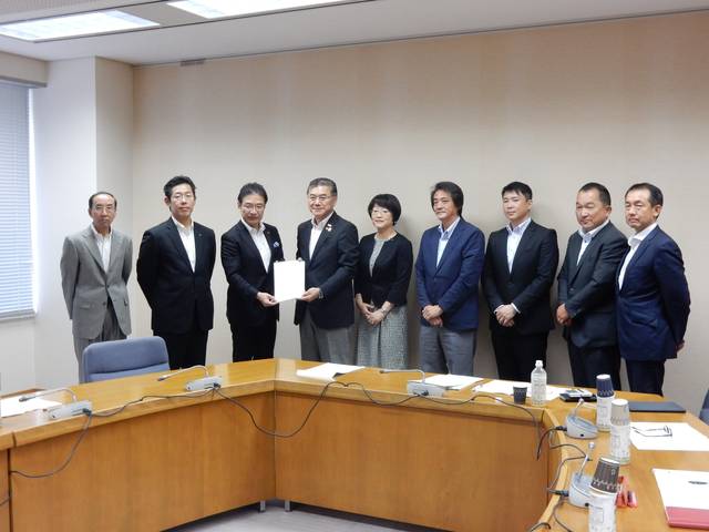 三重県議会会派「新政みえ」