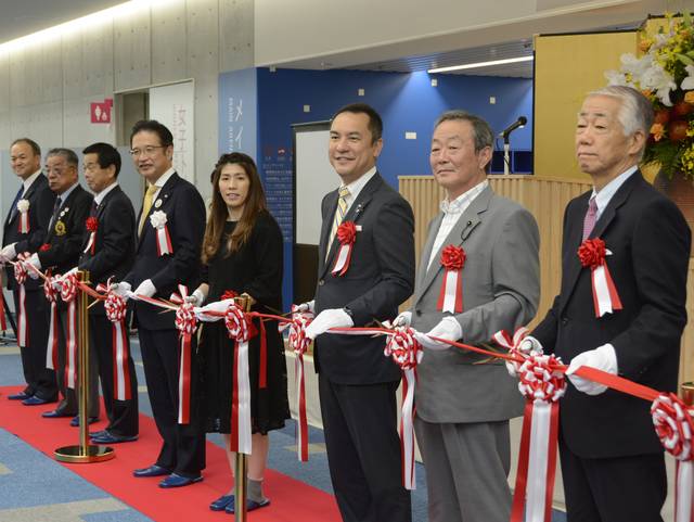 津市産業・スポーツセンター竣工式