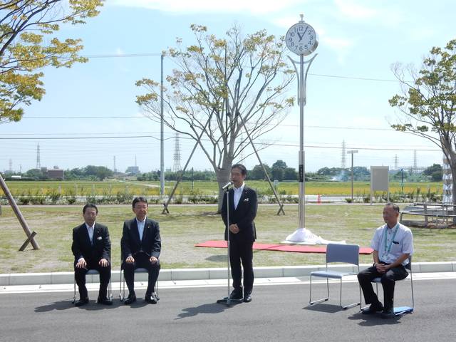 株式会社百五銀行からの寄附贈呈式