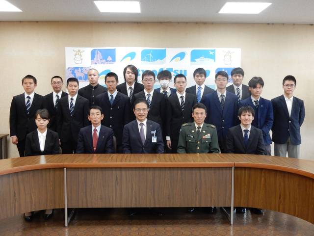 自衛隊入隊・入校予定者激励会