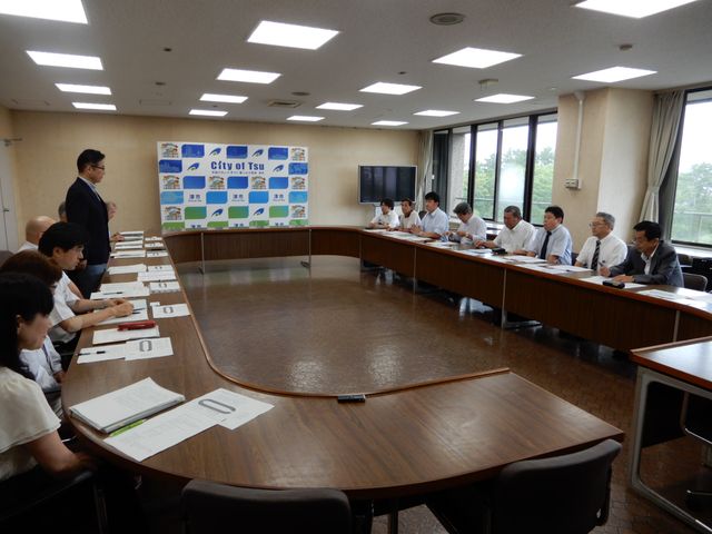 三重県建設労働組合津支部・中央支部との懇談会