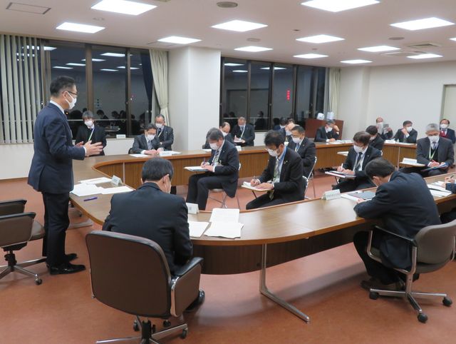 新型コロナウイルス感染症対策本部会議