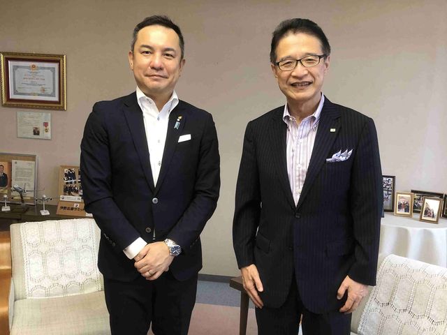 三重県知事