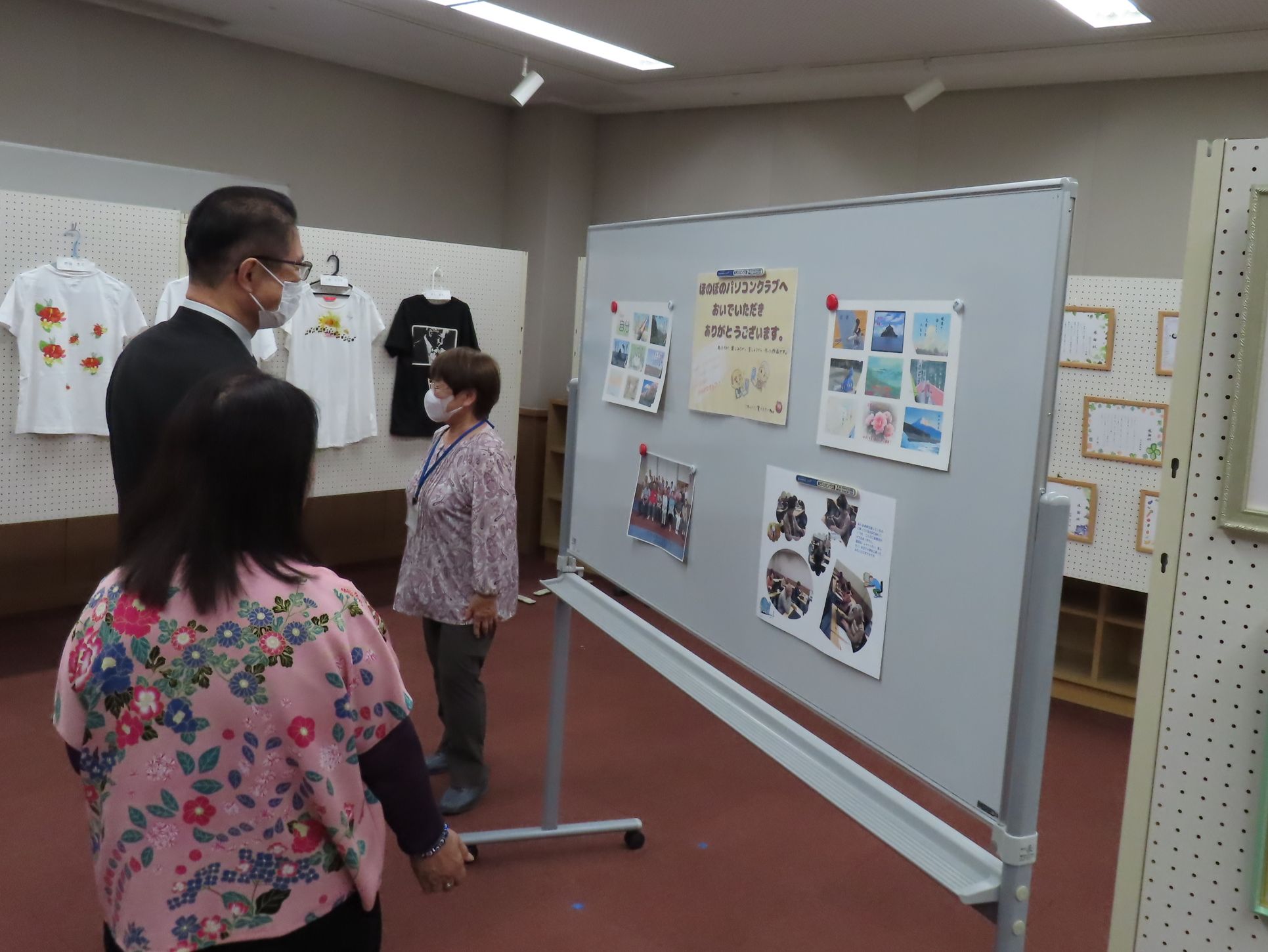 津市中央公民館文化作品展室内掲示