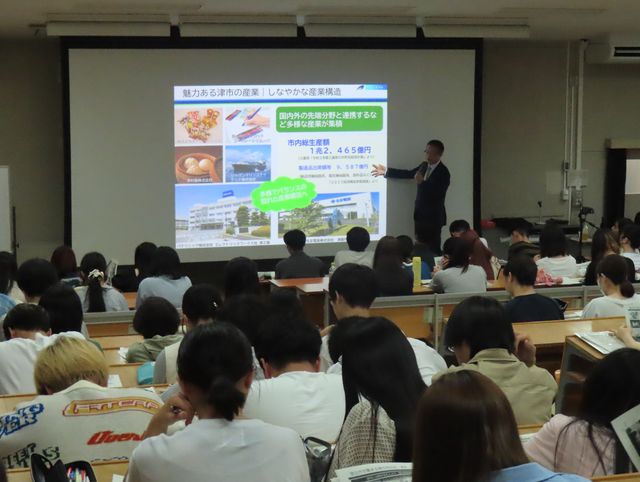 三重短期大学1